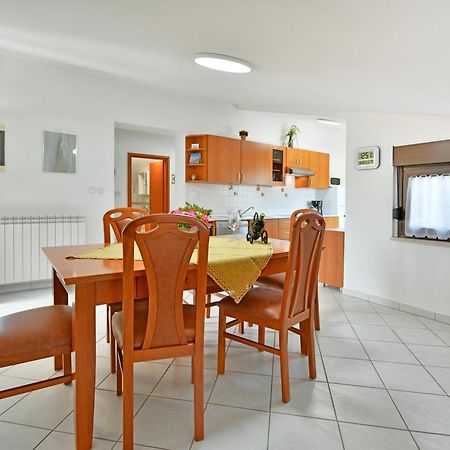Apartments Pilic Rosini Exterior photo