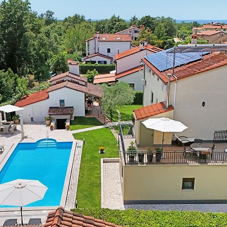 Apartments Pilic Rosini Exterior photo