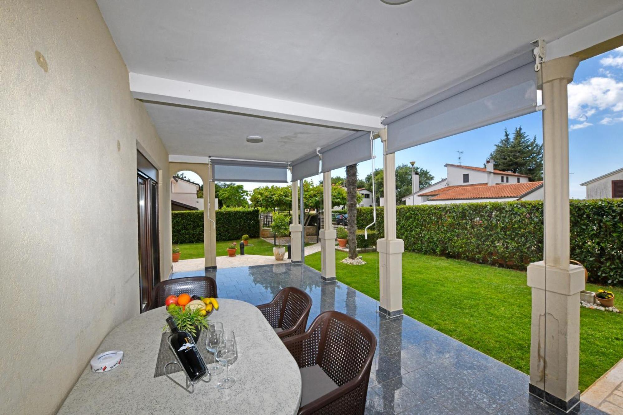 Apartments Pilic Rosini Exterior photo